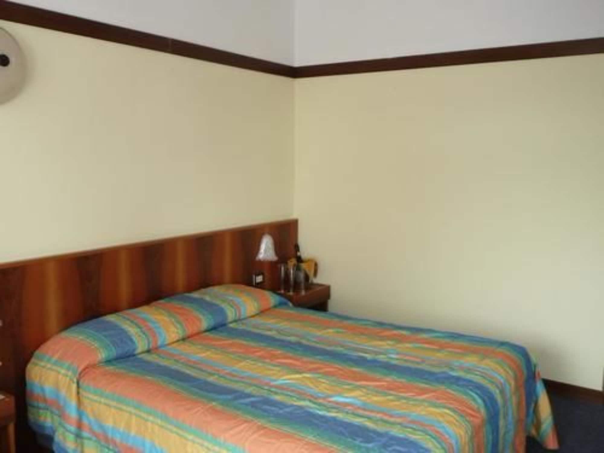 Sporthotel Olimpo Garda  Zewnętrze zdjęcie